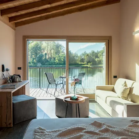 Hotel Il Laghetto Caiolo